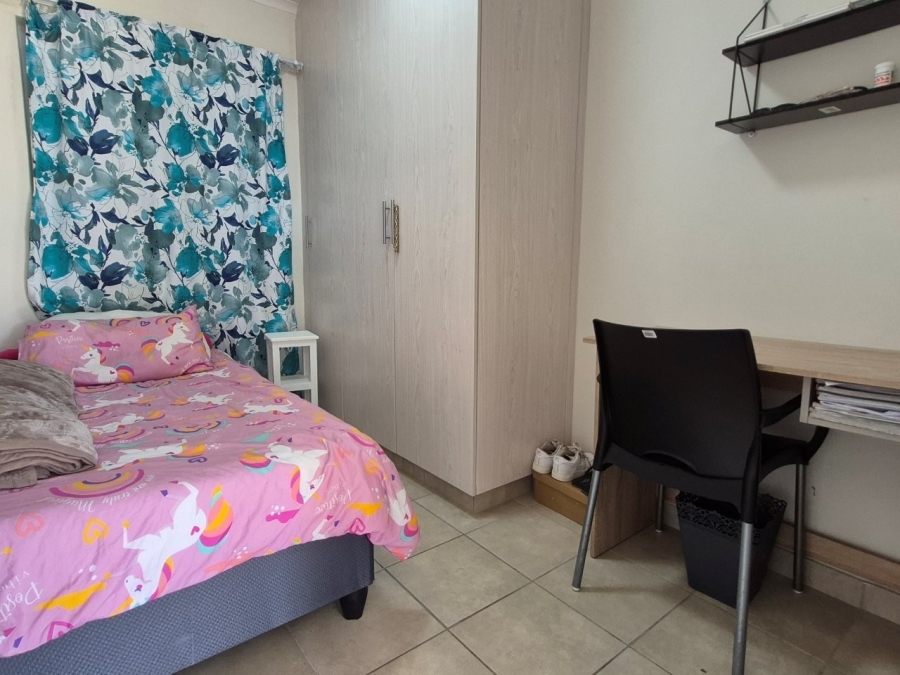 4 Bedroom Property for Sale in Stellendale Western Cape
